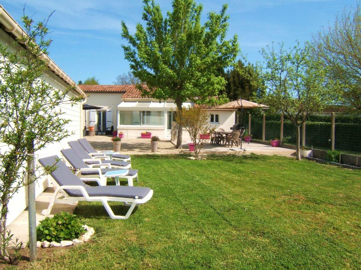 Gite L'Hirondelle Castelnau-de-Médoc Exteriér fotografie